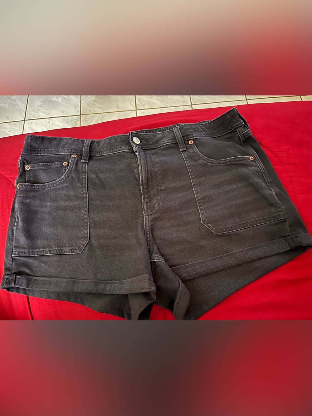 American Eagle Black Utility Shorts Cuffed Patch Pockets Size 14